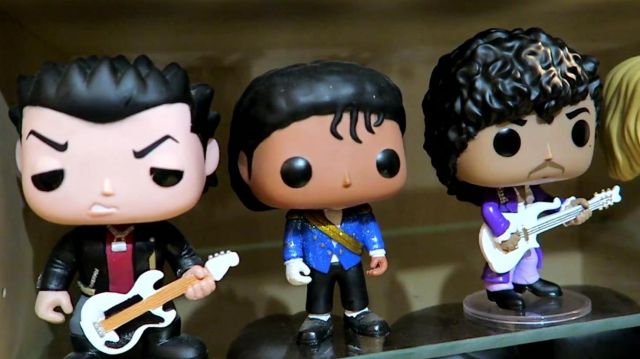 The figurine Funko Pop! Michael Jackson Modzii in his video THE biggest  COLLECTION OF FIGURINES POP! OF FRANCE !