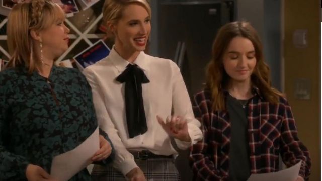 Tibi Lucas Plaid Convenant Mini Jupe portée par Mandy Baxter (Molly McCook) dans le Dernier Homme Debout (S07E09)