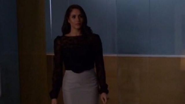 Nina Ricci Devore Velvet Butterfly Blouse worn by Rachel Zane (Meghan Markle) in Suits (S06E14)