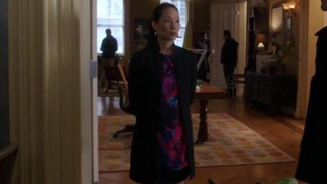 Finders Keepers Back-To-Basics Dress in Rose Print Dark/Navy worn by Dr. Joan Watson (Lucy Liu) in Elementary (S03E10)