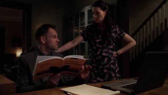 Amour Vert  Jayden Pineapple Dress worn by Dr. Joan Watson (Lucy Liu) in Elementary (S03E17)