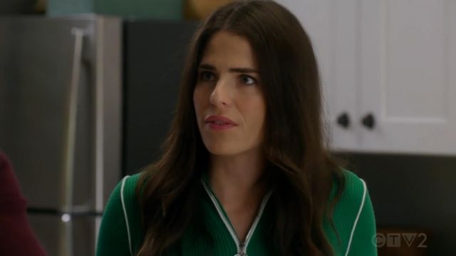 Le sweat zippé vert Maje de Laurel Castillo (Karla Souza) dans Murder S05E13