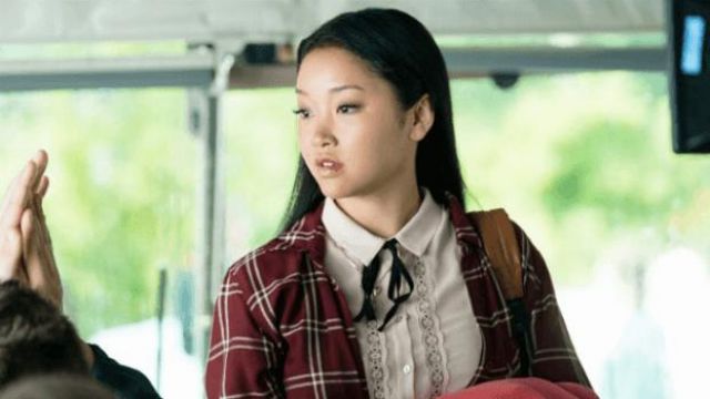 White top worn by Lara Jean (Lana Condor) as seen in To All the Boys I've Loved Be­fore