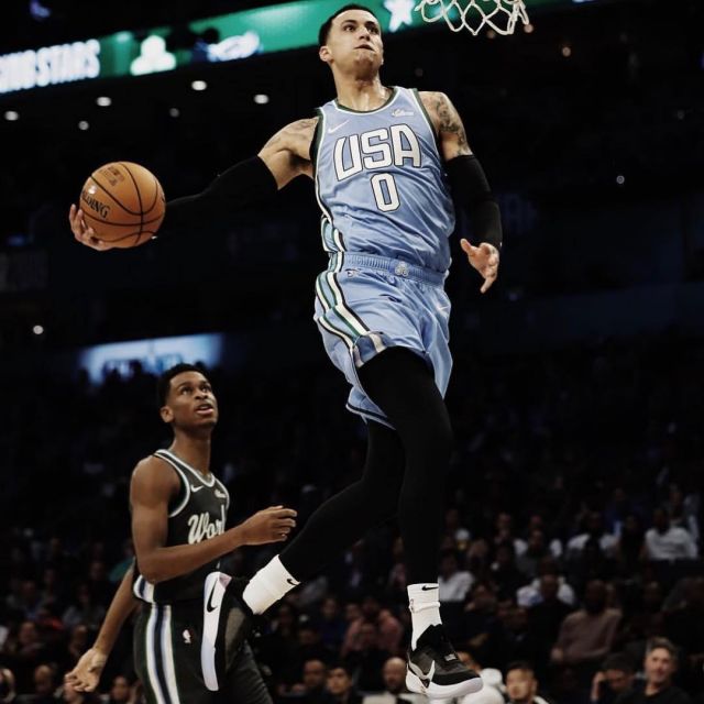 Baskets Nike s'Adapter BB porté par Kyle Kuzma sur l'Instagram account @kingjames