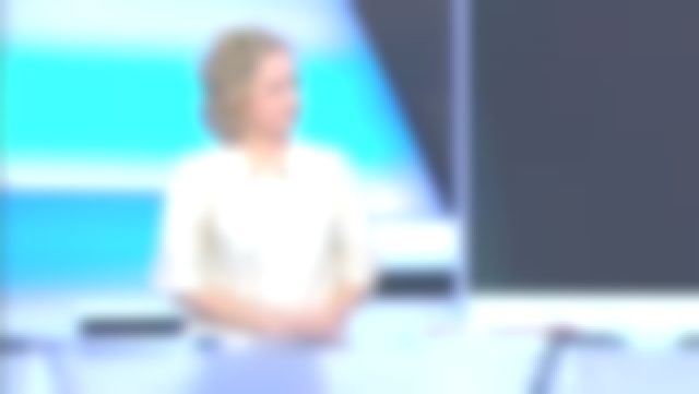 El vestido de seda jacquard de Zadig & Voltaire de Caroline Roux en C dans l'air el 20.02.2019