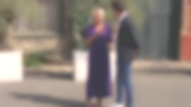The combination of purple The small of Sophie Davant in Case concluded the 26.02.2019