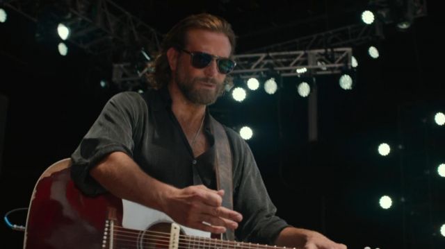Sunglasses Persol of Jack (Bradley Cooper) in A Star Is Born