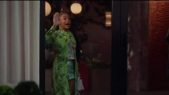 Topshop Sequin Knicker Shorts worn by Zoey Johnson (Yara Shahidi) in grown-ish (S02E10)