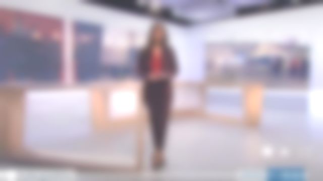 Le pantalon droit Les petites... de Émilie Tran Nguyen dans 12/13 le 06.03.2019