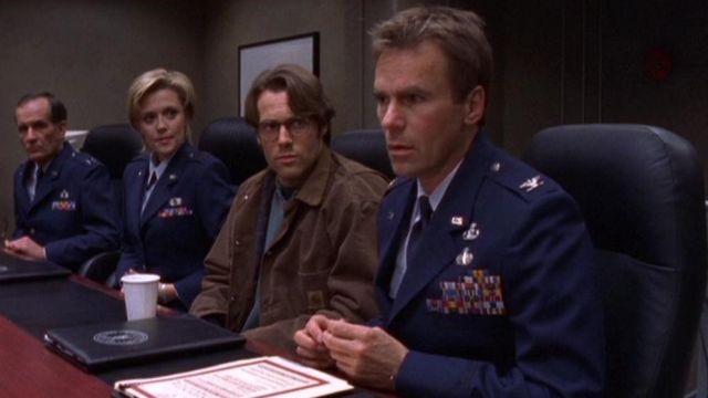 The authentic strip of the uniform of Colonel Jack O'neill (Richard Dean Anderson) in Stargate SG-1 (S01E01)