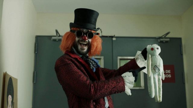 Clown jacket worn by El Profesor (Álvaro Morte) as seen in The Money Heist S01E13