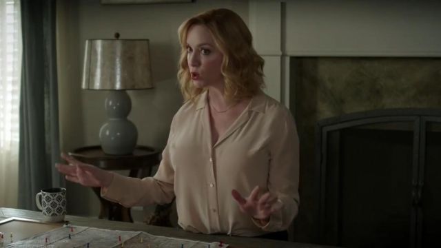 Equipment Adalyn Washed Silk Shirt worn by Beth Boland (Christina Hendricks) in Good Girls (S01E05)