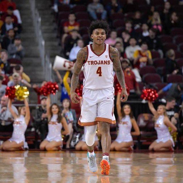 Sneakers Nike Kyrie 4 90s Worn By Kevin Porter Jr On The Instagram Account Kevinporterjr Spotern