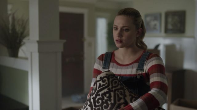 The striped sweater Madewell Betty Cooper (Lili Reinhart) in Riverdale S03E14