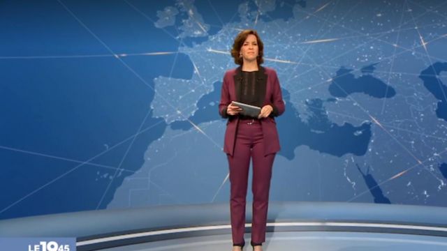 The slim fit Jacket two-tone spirit blazer Nathalie Renoux in The 19:45 M6 of the 15/02/2019