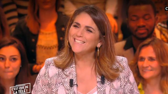 The printed jacket from Valerie Bénaïm in It is that of the tv ! the 11/02/2019