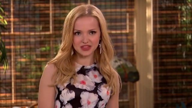 Zara Floral Peplum Top worn by Liv Rooney (Dove Cameron) in Liv and Maddie (S02E04)