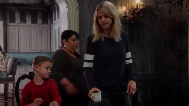 Treasure & Bond Varsity Stripe Tee worn by Mackenzie Murphy (Kaitlin Olson) in The Mick (S02E05)