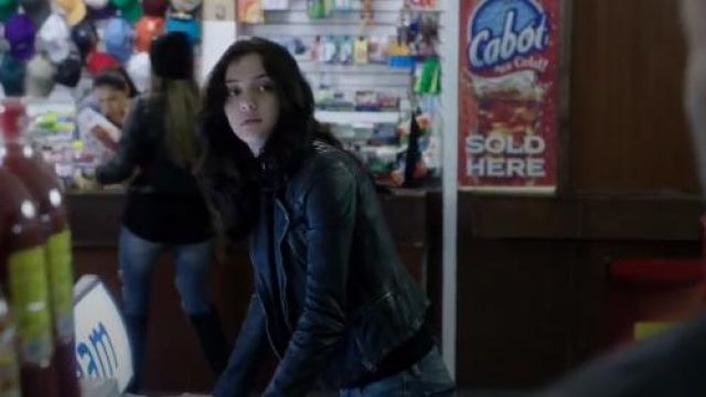 All Saints Cargo Biker Jacket worn by Rebecca Sutter (Katie Findlay) in How to Get Away with Murder (S01E07)