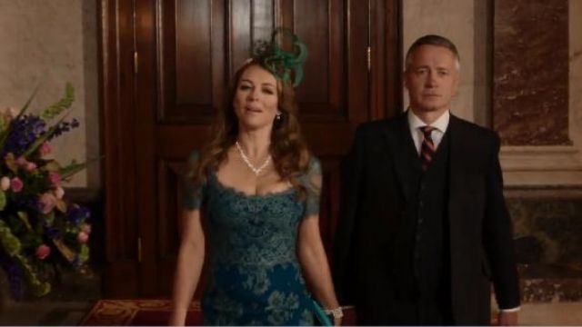 Notte by Marchesa Lace Dress worn by Queen Helena (Elizabeth Hurley) in The Royals (S01E02)