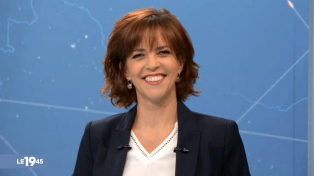 Le Tee shirt blanc détails ajourés de Nathalie Renoux dans Le 19:45 du 10/03/2019