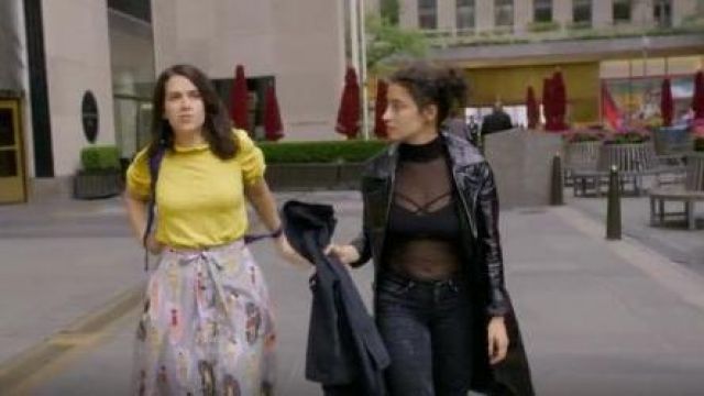 ASOS Skinny Jeans In Black Acid Wash worn by Ilana Wexler (Ilana Glazer) in Broad City (S05E04)