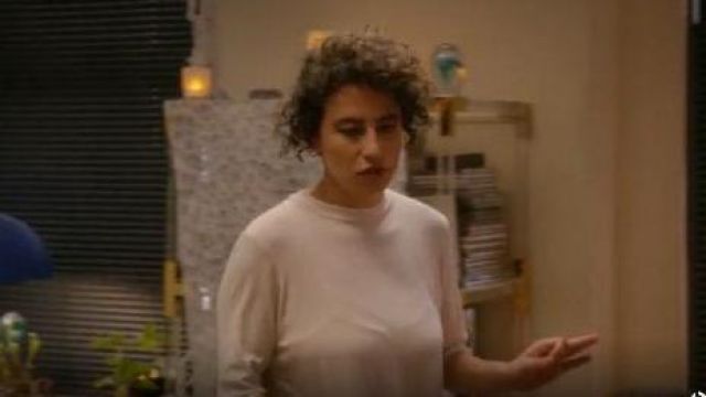Brandy Melville Illiana Bra worn by Ilana Wexler (Ilana Glazer) in Broad City (S05E04)