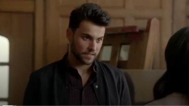 Rag & Bone The Stock Shirt worn by Jack Falahee in How to Get Away with Murder (S02E09)