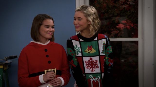 Suéter navideño usado por Alexa Mendoza (Paris Berelc) como se ve en Alexa y Katie S02E08