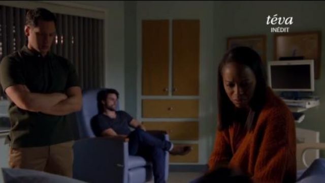 Elizabeth and James Lars Cardigan in Dark Rust worn by Michaela Pratt (Aja Naomi King) in How to Get Away with Murder (S03E10)