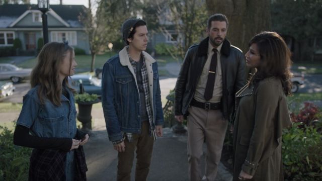 The jean jacket collar sherpa Levi's worn by Jughead Jones (Cole Sprouse) in Riverdale S03E15