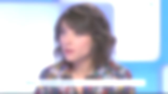 The shirt floral multicolor small French Mélanie Taravant in C to tell the 20.03.2019