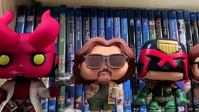 The figurine Funko Pop! to The Dude in The Big Lebowski of Modzii in his video THE biggest COLLECTION OF FIGURINES POP! OF FRANCE !