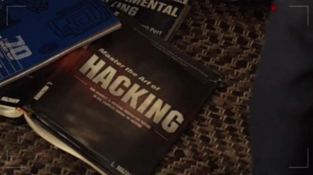 The book hacking Master the Art of HACKING Aja in Jem and the Holograms
