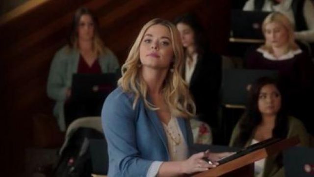 Loft Covered Button Strappy Cami worn by Alison DiLaurentis (Sasha Pieterse) in Pretty Little Liars: The Perfectionists (S01E01)