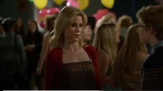 claire dunphy red dress LAgence Double slit tank dress worn by Claire Dunphy (Julie Bowen) in Modern  Family (S05E16) (S05E16)