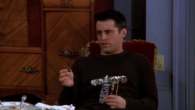 Hershey's Chocolate eaten by Joey Tribbiani (Matt LeBlanc) in Friends (S05E08)