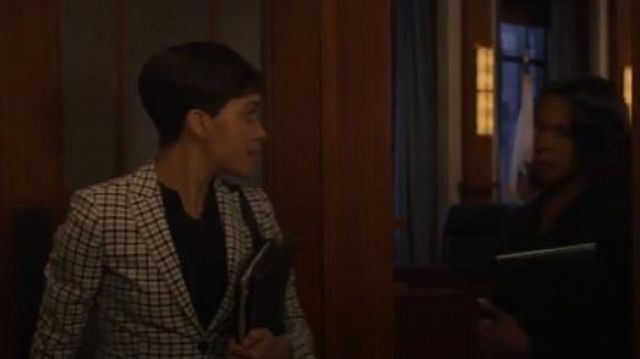 Akris Punto Check Print Blazer worn by Lucca Quinn (Cush Jumbo) in The Good Fight (S03E03)