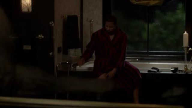 Derek Rose Rayé en Velours Robe portée par Lucious Lyon (Terrence Howard) dans l'Empire (S04E02)