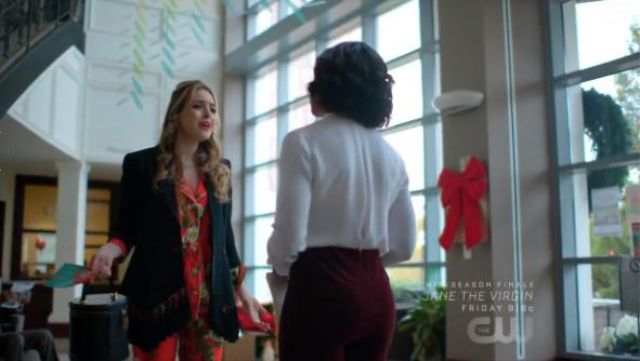 Violetta Blazer worn by Fallon Carrington (Elizabeth Gillies) in TV Show Dynasty Season 1 Episode 8