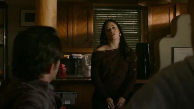 All Saints Elle Sweater worn by Liz Ortecho (Jeanine Mason) in Roswell, New Mexico (S01E10)