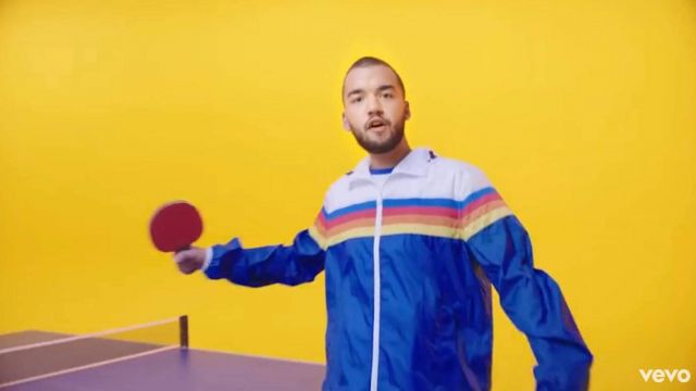 The jacket colourful range by Oli in the clip We also 2 of Bigflo & Oli