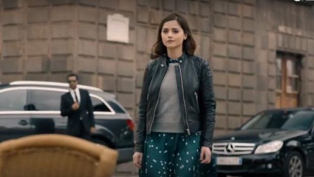 & Autres histoires Veste en cuir portée par Clara (Jenna Coleman) dans les tenues de la série télévisée Doctor Who (S09E01)