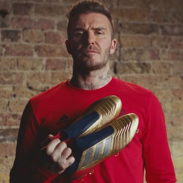 Goldy Adidas Predator chaussures de David Beckham sur son Instagram account @davidbeckham