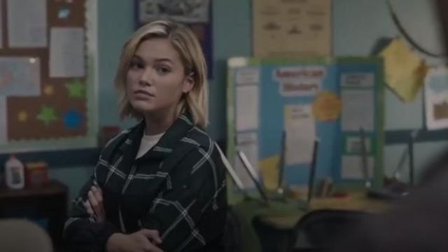 Forever 21 Colorblock Plaid Cropped Windbreaker worn by Dagger (Olivia Holt) in Marvel's Cloak & Dagger (S02E02)