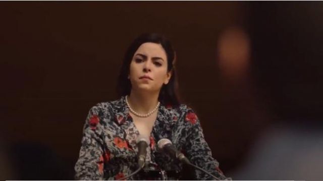 IRO Vilia Robe portée par Isabela Vargas (Idalia Valles) dans la Reine du Sud (S03E02)
