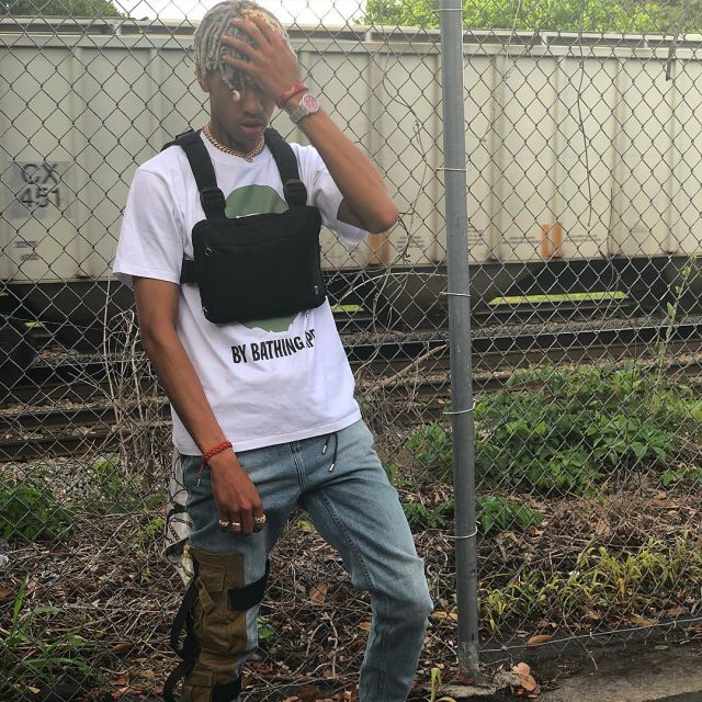 The shoulder bag worn by Ayo from Ayo & Teo on a post-Instagram | Spotern