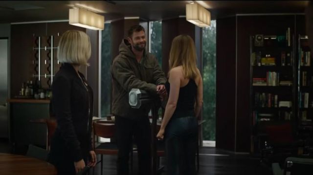 The axe of Thor (Chris Hemsworth) in Avengers : Endgame