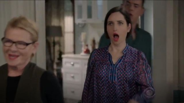 Ulla Johnson Constance Printed Silk Jacquard Blouse worn by Jen (Zoe Lister-Jones) in Life in Pieces (S03E18)