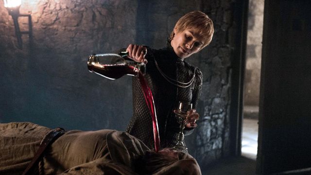 Cersei Lannister (Lena Headey) le costume comme vu dans Game of Thrones S06E10